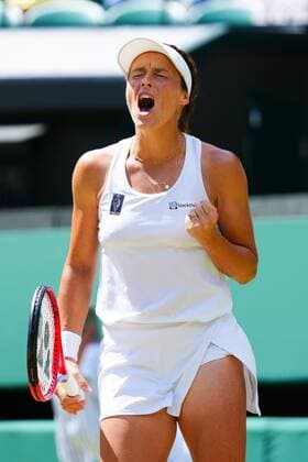 Mandatory Credit: Photo by James Veysey Shutterstock (13012857ao) Tatjana Maria celebrates during her fourth round match Wimbledon Tennis Championships, Day 7, The All England Lawn Tennis and Croquet Club, London, UK - 03 Jul 2022 Wimbledon Tennis Championships, Day 7, The All England Lawn Tennis and Croquet Club, London, UK - 03 Jul 2022  Copyright: xJamesxVeysey Shutterstockx 13012857ao