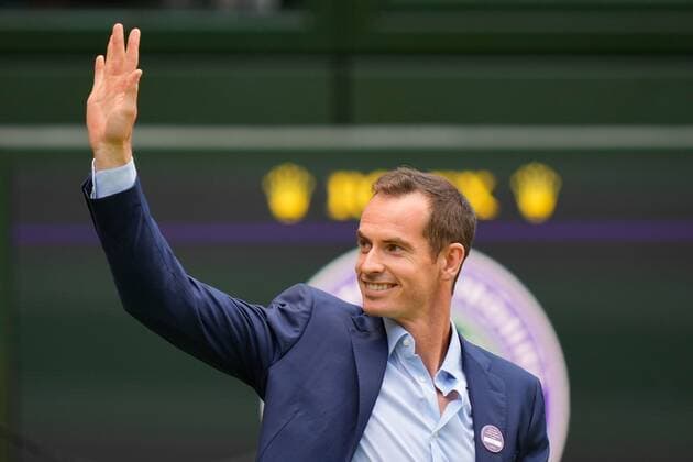 Mandatory Credit: Photo by Dave Shopland Shutterstock (13012855ae) Andy Murray walks onto Centre Court as part of the centenary celebrations Wimbledon Tennis Championships, Day 7, The All England Lawn Tennis and Croquet Club, London, UK - 03 Jul 2022 Wimbledon Tennis Championships, Day 7, The All England Lawn Tennis and Croquet Club, London, UK - 03 Jul 2022  Copyright: xDavexShopland Shutterstockx 13012855ae