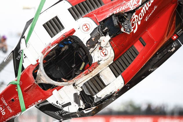 ZHOU Guanyu (chi), Alfa Romeo F1 Team ORLEN C42, portrait crash, accident, during the Formula 1 Lenovo British Grand Prix 2022, 10th round of the 2022 FIA Formula One World Championship, WM, Weltmeisterschaft on the Silverstone Circuit, from July 1 to 3, 2022 in Silverstone, United Kingdom - F1 - BRITISH GRAND PRIX 2022 - RACE DPPI Panoramic _B3_9145