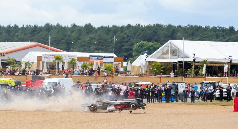 FORMULA 1 LENOVO BRITISH GRAND PRIX 3 July 2022, Guanyu Zhou 24 (CHI), Alfa Romeo C42 crash during the FORMULA 1 LENOVO BRITISH GRAND PRIX at Silverstone Circuit, Silverstone, United Kingdom on 3 July 2022 Editorial Use Only Copyright: xPhilxDuncanx ESM-0553-0055