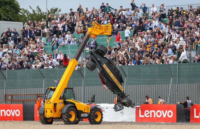 FORMULA 1 LENOVO BRITISH GRAND PRIX 3 July 2022, Guanyu Zhou 24 (CHI), Alfa Romeo C42 CAR CRASH towed during the FORMULA 1 LENOVO BRITISH GRAND PRIX at Silverstone Circuit, Silverstone, United Kingdom on 3 July 2022 Editorial Use Only Copyright: xPhilxDuncanx ESM-0553-0070