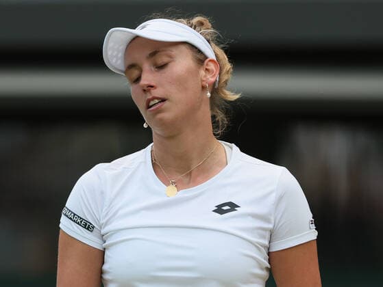 Belgian Elise Mertens reacts during a tennis match between Belgian Mertens and Tunisian Jabeur, in the fourth round of the women s singles tournament at the 2022 Wimbledon grand slam tennis tournament at the All England Tennis Club, in south-west London, Britain, Sunday 03 July 2022. BENOITxDOPPAGNE  x36979104x