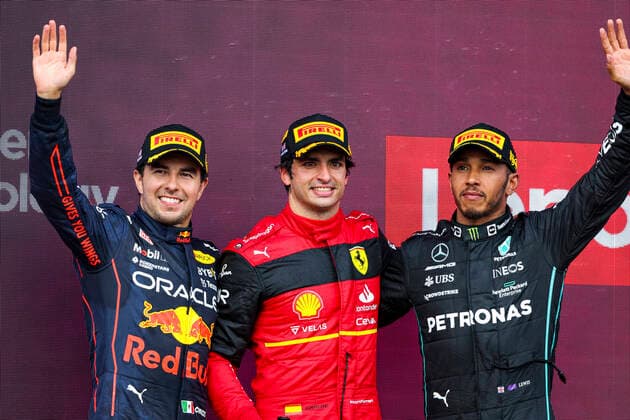 11 Sergio Perez MEX, Oracle Red Bull Racing , 55 Carlos Sainz ESP, Scuderia Ferrari , 44 Lewis Hamilton GBR, Mercedes AMG Petronas F1 Team , F1 Grand Prix of Great Britain at Silverstone Circuit on July 3, 2022 in Silverstone, United Kingdom Photo by HOCH ZWEI Silverstone United Kingdom
