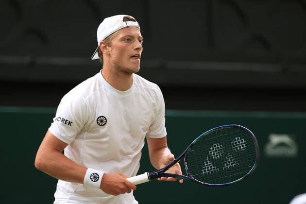 Tennis Wimbledon Tag 7 3. Juli 2022 Tennis Wimbledon Tag 7 Herreneinzel Achtelfinale Novak Djokovic SRB gegen Tim Van Rijthoven NED Van Rijthoven Foto Simon Stacpoole Abseits London UK  Copyright: xSimonxStacpoolexOffside