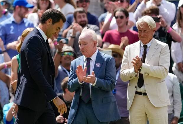 Mandatory Credit: Photo by Dave Shopland Shutterstock (13012855ce) Roger Federer, Rod Laver and Bjorn Borg on Centre Court as part of the centenary celebrations Wimbledon Tennis Championships, Day 7, The All England Lawn Tennis and Croquet Club, London, UK - 03 Jul 2022 Wimbledon Tennis Championships, Day 7, The All England Lawn Tennis and Croquet Club, London, UK - 03 Jul 2022  Copyright: xDavexShopland Shutterstockx 13012855ce