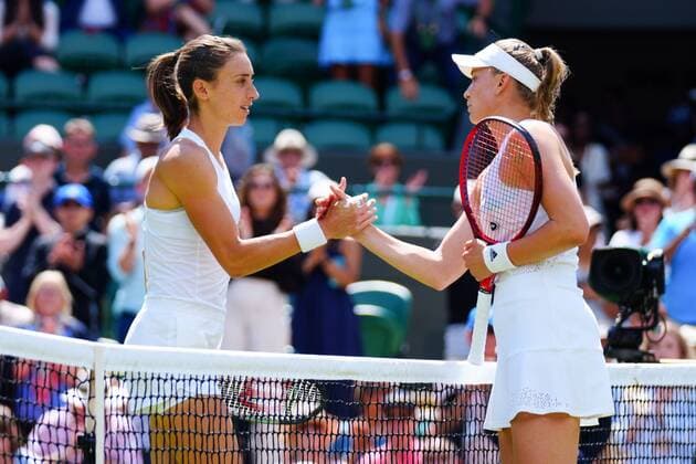 Mandatory Credit: Photo by Javier Garcia Shutterstock (13012862af) Elena Rybakina celebrates victory in her fourth round match against Petra Martic Wimbledon Tennis Championships, Day 8, The All England Lawn Tennis and Croquet Club, London, UK - 04 Jul 2022 Wimbledon Tennis Championships, Day 8, The All England Lawn Tennis and Croquet Club, London, UK - 04 Jul 2022  Copyright: xJavierxGarcia Shutterstockx 13012862af