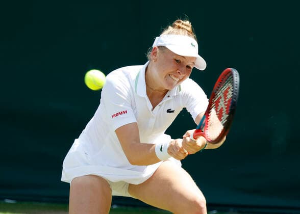 Celine Naef, Girls Singles GS Tennis Wimbledon 2022 Grand Slam ITF ATP WTA AELTC London Great Britain 4 July 2022 Copyright: xJuergenxHasenkopfx