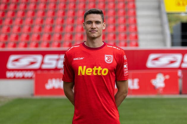 Maximilian Thalhammer SSV Jahn Regensburg 2 BL, portrait date 2022 2023