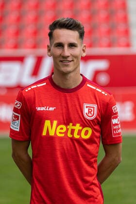 Konrad Faber SSV Jahn Regensburg 2 BL, portrait date 2022 2023