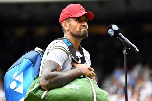 Sport Bilder des Tages Mandatory Credit: Photo by James Veysey Shutterstock (13012861dy) Nick Kyrgios is interviewed after victory in his fourth round match Wimbledon Tennis Championships, Day 8, The All England Lawn Tennis and Croquet Club, London, UK - 04 Jul 2022 Wimbledon Tennis Championships, Day 8, The All England Lawn Tennis and Croquet Club, London, UK - 04 Jul 2022  Copyright: xJamesxVeysey Shutterstockx 13012861dy
