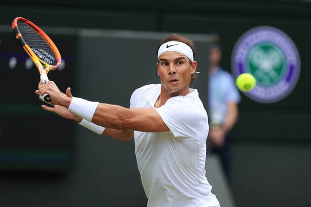 Sport Themen der Woche KW27 Sport Bilder des Tages Tennis - Wimbledon (Day 7) 3rd July 2022 - Tennis - Wimbledon (Day 7) - Rafael Nadal (ESP) in action against Botic Van De Zandschlup (NED) during their Gentlemen s Singles Round of 16 match - Photo: Simon Stacpoole Offside. London UK *** Tennis Wimbledon Tag 7 3. Juli 2022 Tennis Wimbledon Tag 7 Rafael Nadal ESP in Aktion gegen Botic Van De Zandschlup NED während ihres Gentlemen s Singles Achtelfinalspiels Foto Simon Stacpoole Offside London UK  Copyright: xSimonxStacpoolexOffside