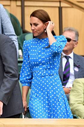 Mandatory Credit: Photo by James Veysey Shutterstock (13012868o) Catherine Duchess of Cambridge in the Royal Box on Centre Court Wimbledon Tennis Championships, Day 9, The All England Lawn Tennis and Croquet Club, London, UK - 05 Jul 2022 Wimbledon Tennis Championships, Day 9, The All England Lawn Tennis and Croquet Club, London, UK - 05 Jul 2022  Copyright: xJamesxVeysey Shutterstockx 13012868o