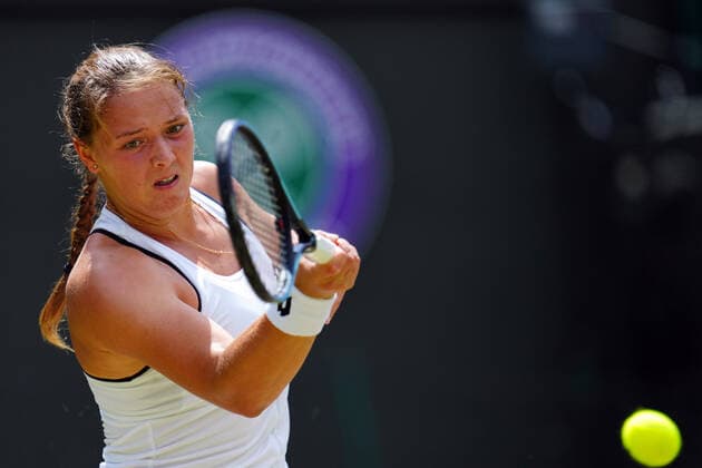 Mandatory Credit: Photo by Javier Garcia Shutterstock (13012869q) Jule Niemeier during her quarter-final match Wimbledon Tennis Championships, Day 9, The All England Lawn Tennis and Croquet Club, London, UK - 05 Jul 2022 Wimbledon Tennis Championships, Day 9, The All England Lawn Tennis and Croquet Club, London, UK - 05 Jul 2022  Copyright: xJavierxGarcia Shutterstockx 13012869q