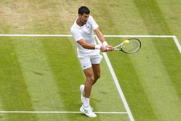 Mandatory Credit: Photo by Ella Ling Shutterstock (13012864f) Novak Djokovic during his quarter final match Wimbledon Tennis Championships, Day 9, The All England Lawn Tennis and Croquet Club, London, UK - 05 Jul 2022 Wimbledon Tennis Championships, Day 9, The All England Lawn Tennis and Croquet Club, London, UK - 05 Jul 2022  Copyright: xEllaxLing Shutterstockx 13012864f