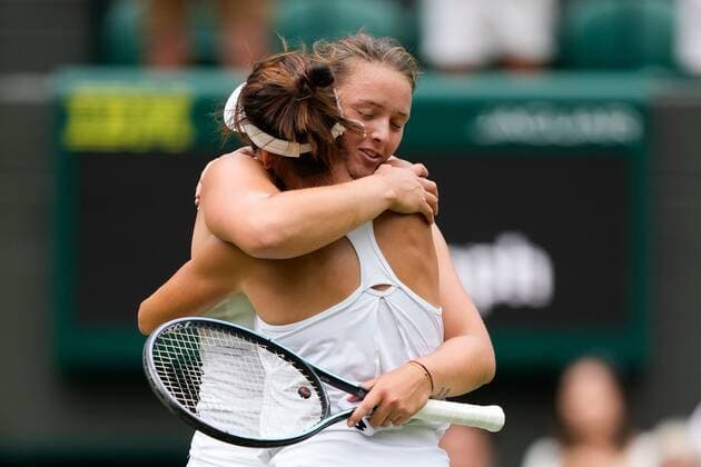 Mandatory Credit: Photo by Dave Shopland Shutterstock (13012866am) Tatjana Maria celebrates winning her quarter final match Wimbledon Tennis Championships, Day 9, The All England Lawn Tennis and Croquet Club, London, UK - 05 Jul 2022 Wimbledon Tennis Championships, Day 9, The All England Lawn Tennis and Croquet Club, London, UK - 05 Jul 2022  Copyright: xDavexShopland Shutterstockx 13012866am