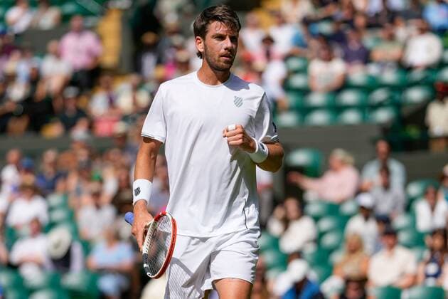 Mandatory Credit: Photo by Dave Shopland Shutterstock (13012866bq) Cameron Norrie during his quarter final match Wimbledon Tennis Championships, Day 9, The All England Lawn Tennis and Croquet Club, London, UK - 05 Jul 2022 Wimbledon Tennis Championships, Day 9, The All England Lawn Tennis and Croquet Club, London, UK - 05 Jul 2022  Copyright: xDavexShopland Shutterstockx 13012866bq