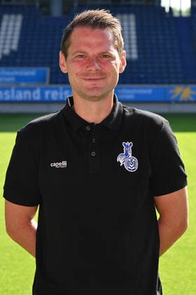Arthur Jarzombek physiotherapist MSV Duisburg 3 league, portrait date 2022 2023 Duisburg Schauinsland Reisen Arena Nordrhein Westfalen Germany Team2