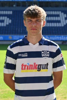 Julian Hettwer MSV Duisburg 3 league, portrait date 2022 2023 Duisburg Schauinsland Reisen Arena North Rhine Westphalia Germany Team2