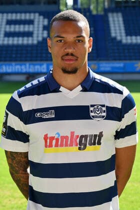 Chinedu Ekene MSV Duisburg 3 league, portrait date 2022 2023 Duisburg Schauinsland Reisen Arena North Rhine Westphalia Germany Team2