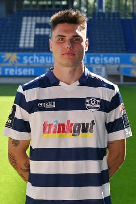 Niklas Kölle MSV Duisburg 3 league, portrait date 2022 2023 Duisburg Schauinsland Reisen Arena North Rhine Westphalia Germany Team2