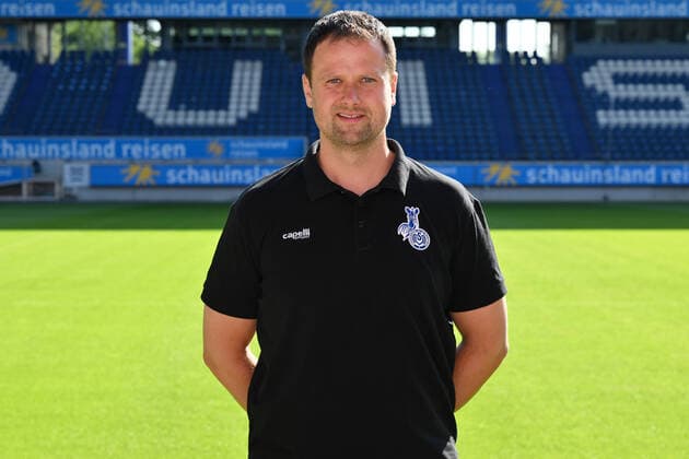 iOliver Grabowski stuff keeper MSV Duisburg 3 league, portrait date 2022 2023 Duisburg Schauinsland Reisen Arena North Rhine Westphalia Germany Team2