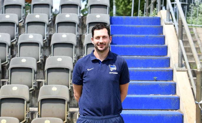 Coach Sandro Schwarz Hertha BSC Hertha BSC 1 Bundesliga, Porträttermin 2022 2023, 05 07 2022, Copyright: xSebastianxRäppoldx xMatthiasxKox