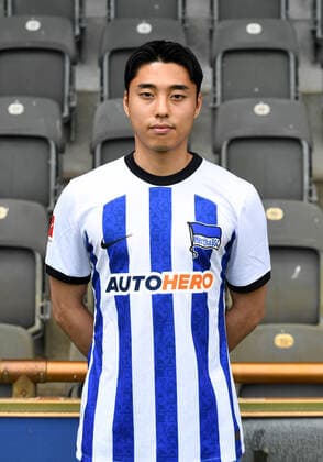 Dong jun Lee Dongjun Lee, Hertha BSC Hertha BSC 1 Bundesliga, Porträttermin 2022 2023, 05 07 2022, Copyright: xSebastianxRäppoldx xMatthiasxKox