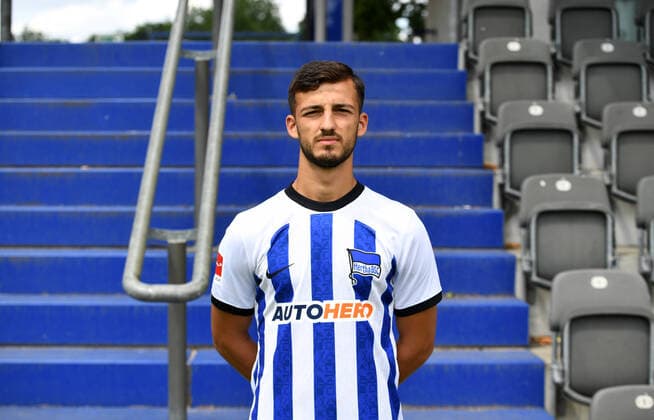 Mesut Kesik Hertha BSC Hertha BSC 1 Bundesliga, Porträttermin 2022 2023, 05 07 2022, Copyright: xSebastianxRäppoldx xMatthiasxKox