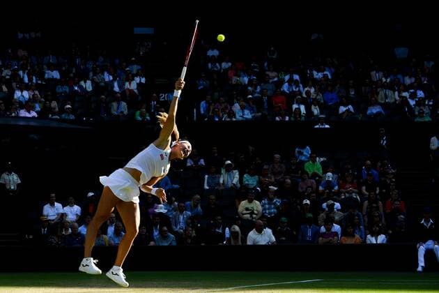 Mandatory Credit: Photo by James Veysey Shutterstock (13012868gs) Marie Bouzkova during her quarter final match Wimbledon Tennis Championships, Day 9, The All England Lawn Tennis and Croquet Club, London, UK - 05 Jul 2022 Wimbledon Tennis Championships, Day 9, The All England Lawn Tennis and Croquet Club, London, UK - 05 Jul 2022  Copyright: xJamesxVeysey Shutterstockx 13012868gs