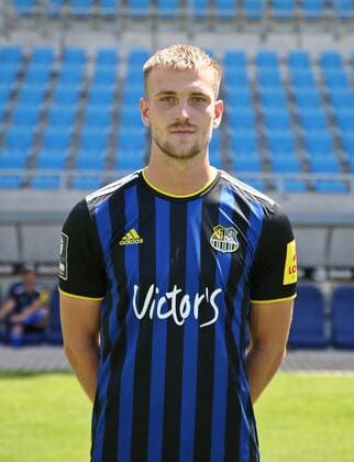 05 07 2022, xfkfnsx, football 3 league, 1 FC Saarbruecken photocall season 2022 23 emspor, v l Alexander Groiß 1 FC Saarbruecken DFL DFB REGULATES PROHIBIT ANY USE OF PHOTOGRAPHS as IMAGE SEQUENCES and or QUASI VIDEO Saarbruecken