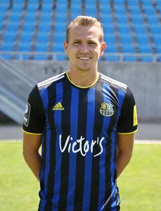 05 07 2022, xfkfnsx, football 3 league, 1 FC Saarbruecken photocall season 2022 23 emspor, v l Lukas Boeder 1 FC Saarbruecken DFL DFB REGULATES PROHIBIT ANY USE OF PHOTOGRAPHS as IMAGE SEQUENCES and or QUASI VIDEO Saarbruecken