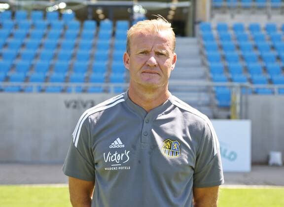 05 07 2022, xfkfnsx, football 3 league, 1 FC Saarbruecken photocall season 2022 23 emspor, v l Co coach Bernd Heemsoth 1 FC Saarbruecken DFL DFB REGULATES PROHIBIT ANY USE OF PHOTOGRAPHS as IMAGE SEQUENCES and or QUASI VIDEO Saarbruecken