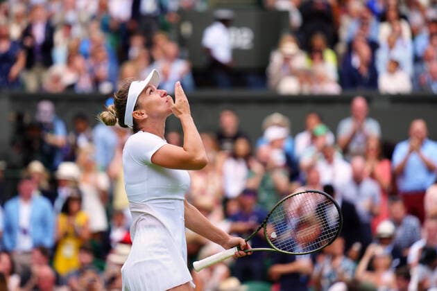 Mandatory Credit: Photo by Javier Garcia Shutterstock (13018042dh) Simona Halep celebrates victory in her quarter-final match Wimbledon Tennis Championships, Day 10, The All England Lawn Tennis and Croquet Club, London, UK - 06 Jul 2022 Wimbledon Tennis Championships, Day 10, The All England Lawn Tennis and Croquet Club, London, UK - 06 Jul 2022  Copyright: xJavierxGarcia Shutterstockx 13018042dh