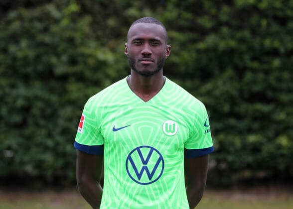 VfL Wolfsburg photo appointment Josuha Guilavogui VfL Wolfsburg 06 07 2022, 1 BL, portrait appointment 2022 23, Wolfsburg