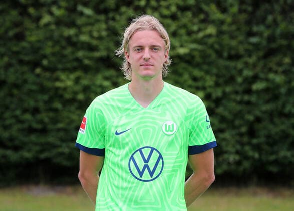 VfL Wolfsburg photo appointment Sebastiaan Bornauw VfL Wolfsburg 06 07 2022, 1 BL, Porträttermin 2022 23, Wolfsburg