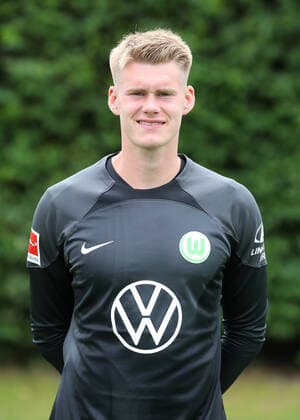VfL Wolfsburg photo appointment goalkeeper Philipp Schulze VfL Wolfsburg 06 07 2022, 1 BL, Porträttermin 2022 23, Wolfsburg