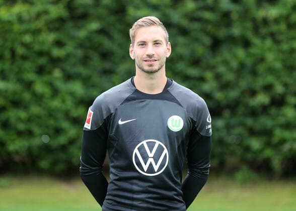 VfL Wolfsburg photo appointment goalkeeper Niklas Klinger VfL Wolfsburg 06 07 2022, 1 BL, Porträttermin 2022 23, Wolfsburg