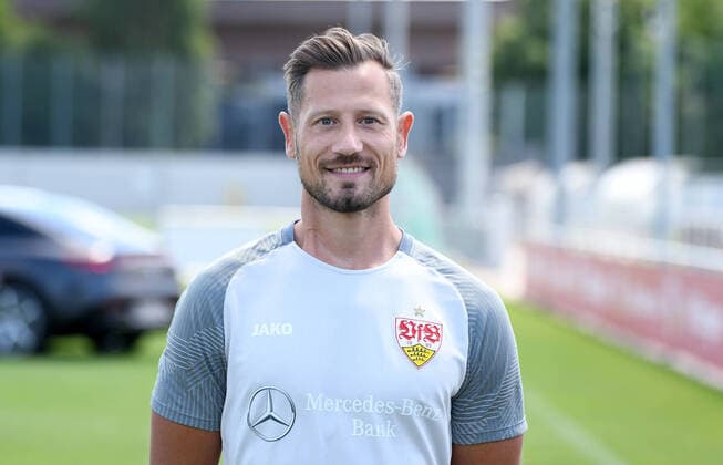 FUSSBALL 1 BUNDESLIGA SAISON 2022 2023 05 07 2022 photo opportunity at VfB Stuttgart on the training ground Co coach Michael Kammermeyer