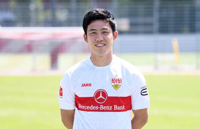 FUSSBALL 1 BUNDESLIGA SAISON 2022 2023 05 07 2022 Photo session at VfB Stuttgart training ground Wataru Endo
