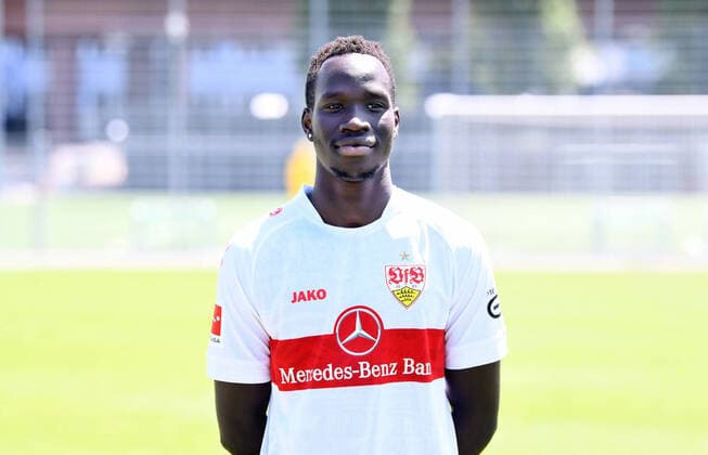 FUSSBALL 1 BUNDESLIGA SAISON 2022 2023 05 07 2022 Photo opportunity at VfB Stuttgart on the training ground Alou Kuol