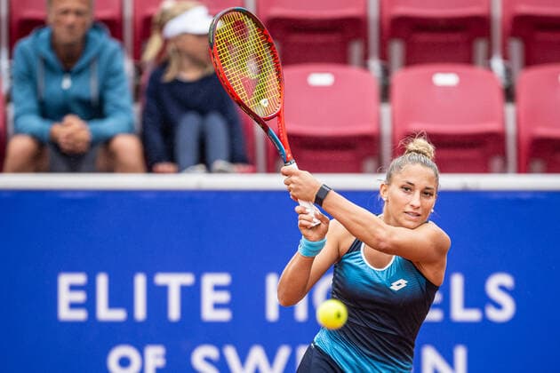 220707 Panna Udvardy, Ungern, under dag 4 av WTA Nordea Open den July 7, 2022 in Bastad,  Copyright: CHRISTOFFERxBORGxMATTISSON BB220707CB018