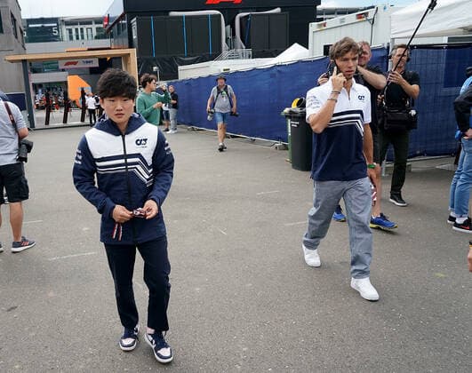 Formula 1 BWT Austrian Grand Prix 2022 07 07 2022, Red Bull Ring , Spielberg, Formula 1 BWT Austrian Grand Prix 2022 , in picture Yuki Tsunoda JPN , Scuderia AlphaTauri, Pierre Gasly FRA , Scuderia AlphaTauri nordphotoxGmbHx xBratic nph00250
