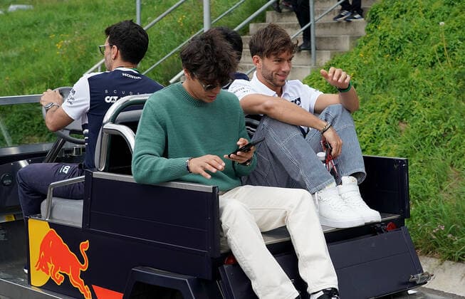 Formula 1 BWT Austrian Grand Prix 2022 07 07 2022, Red Bull Ring , Spielberg, Formula 1 BWT Austrian Grand Prix 2022 , in picture Yuki Tsunoda JPN , Scuderia AlphaTauri, Pierre Gasly FRA , Scuderia AlphaTauri nordphotoxGmbHx xBratic nph00250