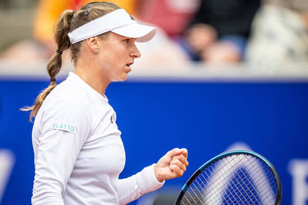 220707 Rebecca Peterson, Sweden, cheers during day 4 of the WTA Nordea Open on July 7, 2022 in Bastad,  Copyright: CHRISTOFFERxBORGxMATTISSON BB220707CB053