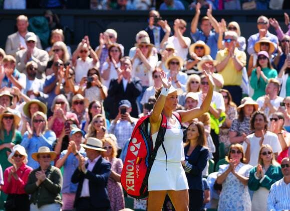 Mandatory Credit: Photo by Javier Garcia Shutterstock (13018047be) Ons Jabeur celebrates victory in her semi final match Wimbledon Tennis Championships, Day 11, The All England Lawn Tennis and Croquet Club, London, UK - 07 Jul 2022 Wimbledon Tennis Championships, Day 11, The All England Lawn Tennis and Croquet Club, London, UK - 07 Jul 2022  Copyright: xJavierxGarcia Shutterstockx 13018047be