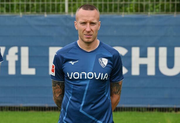 Jacek Goralski VfL Bochum 1 BL, portrait date 2022 2023 Bochum North Rhine Westphalia Germany Team2