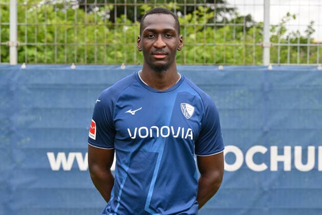 Tarsis Bonga VfL Bochum 1 BL, portrait date 2022 2023 Bochum North Rhine Westphalia Germany Team2