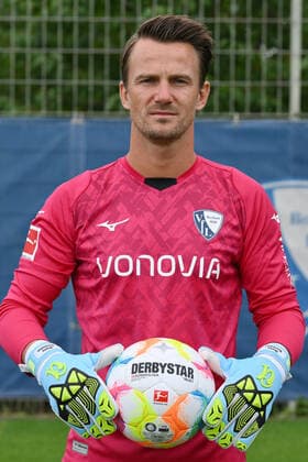 Goalkeeper Manuel Riemann VfL Bochum 1 BL, portrait date 2022 2023 Bochum North Rhine Westphalia Germany Team2