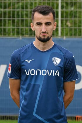 Erhan Masovic VfL Bochum 1 BL, portrait date 2022 2023 Bochum North Rhine Westphalia Germany Team2