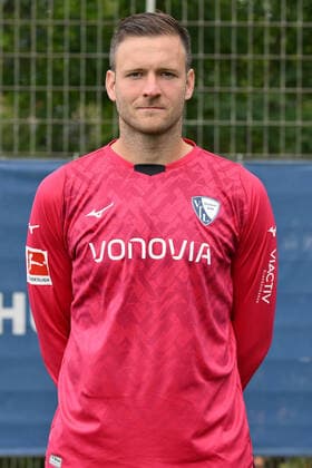 Goalkeeper Michael Esser VfL Bochum 1 BL, portrait date 2022 2023 Bochum North Rhine Westphalia Germany Team2